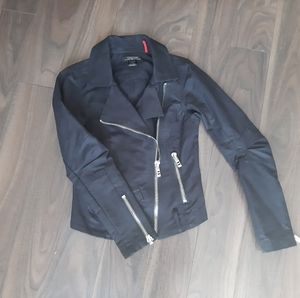 NWOT Parasuco biker jacket - denim